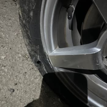 Yol Bakım Eksikliği Nedeniyle Araç Hasarı