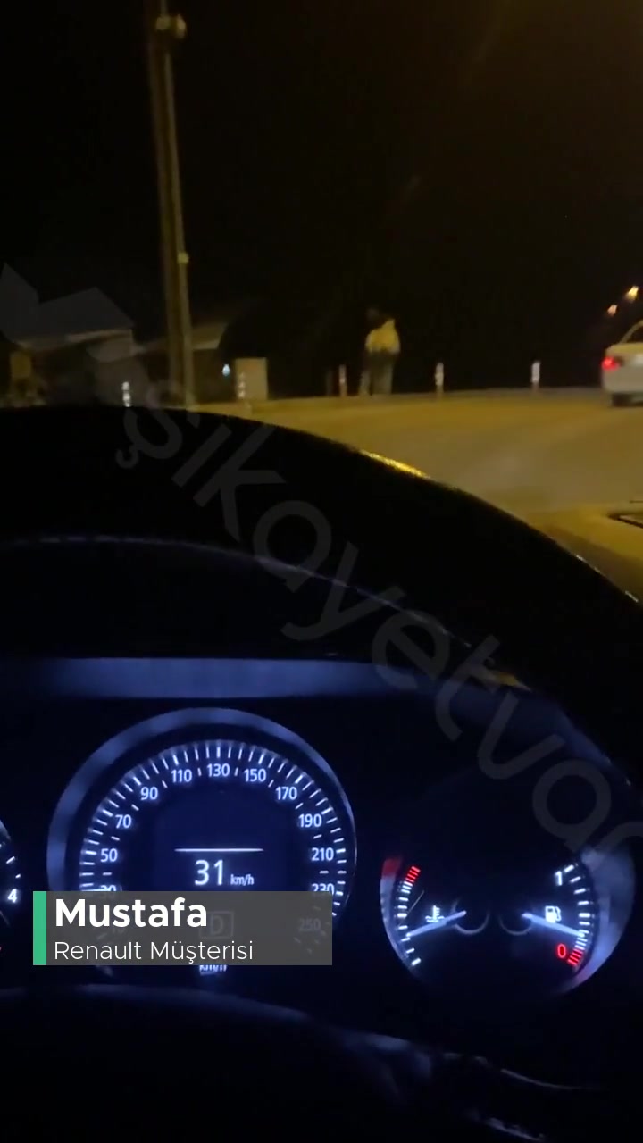 Renault Aracım 2017 1.5 DCi Megane; Kendi Kendine Gaz Veriyor! videonun kapak resmi