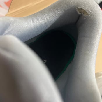 Adidas Ayakkabıda Beklenmedik Sorunlar