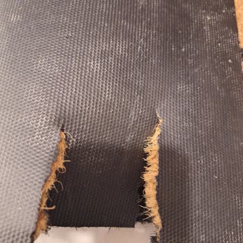 Yırtılan Paspas Ve İlgisiz Müşteri Hizmetleri