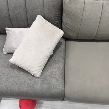 Kelebek Mobilya'da Renk Solması Şikayeti: 1 Yıllık Köşe Takımında Beklenmedik Sorun