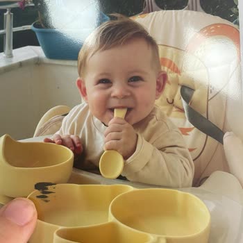 Fotoğraflar Koyu Ve Tanınmaz Halde Geldi