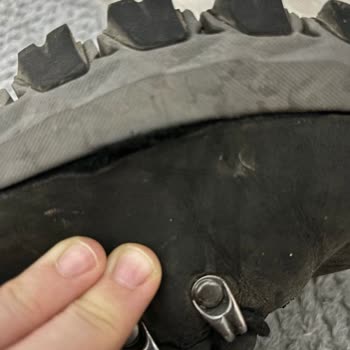 Skechers Boots Tore in 4 Months