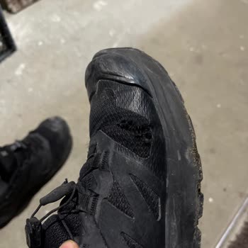 Salomon Shoes Tore in 4 Months—Warranty Denied as “User Error”