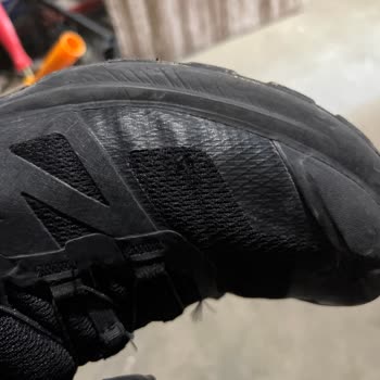 Salomon Shoes Tore in 4 Months—Warranty Denied as “User Error”