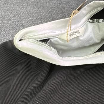 Mudo'dan Gelen Hediye Tişörtün Hayal Kırıklığı: Kirli Ve Kullanılmış Ürün Şoku