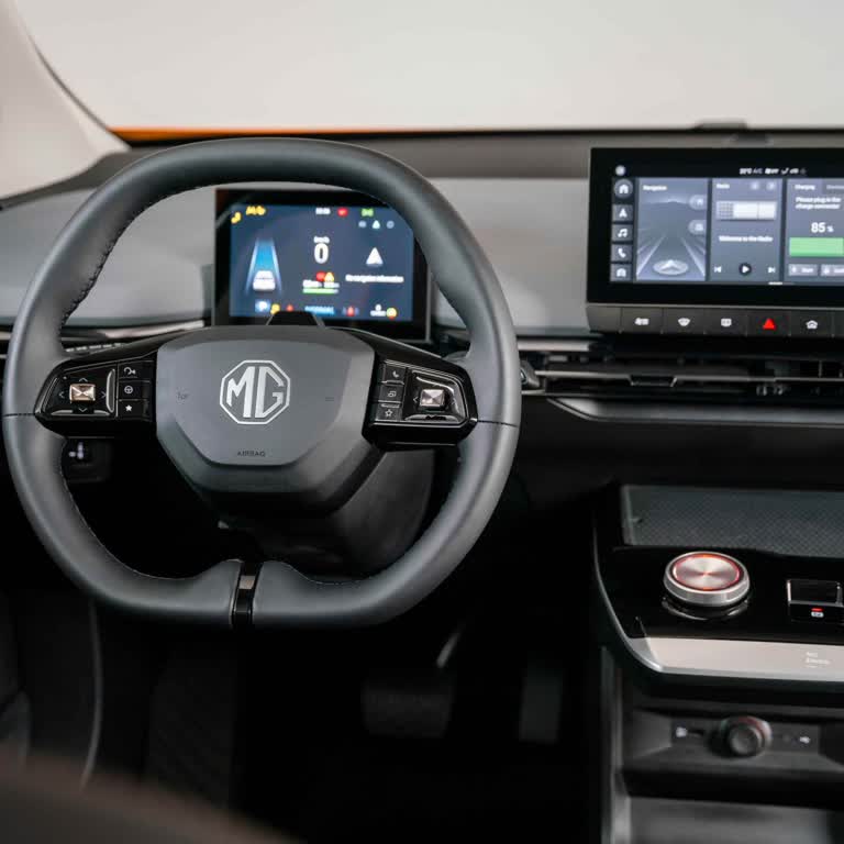 MG4 Araçlarında Türkçe Menü Ve İsmart Özelliği Bekleyişi