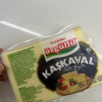 Özgüllü Süt Ürünleri Sevdiğim Kaşar Markasında Hijyen Sorunu