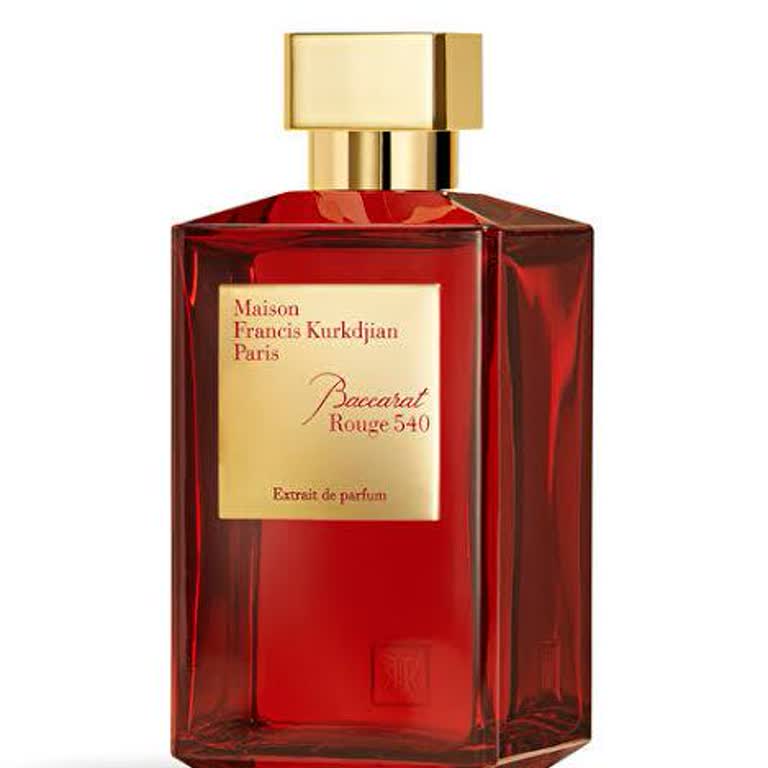 Unisex Parfüm Yanıltmacası: Beklentilerin Altında Kalan Deneyim