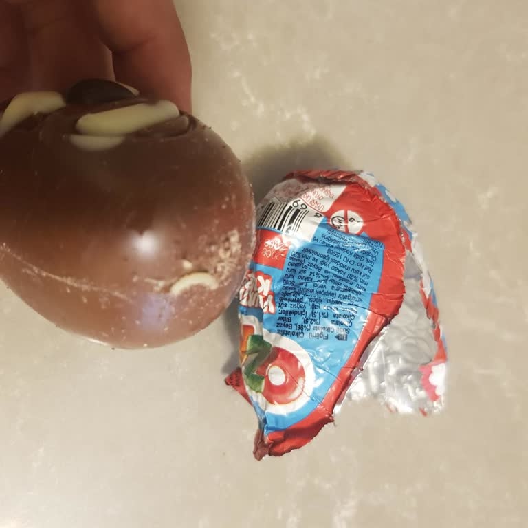 Ozmo Sürpriz Yumurtadan Çıkan Kurt Şoku