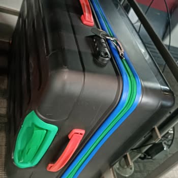 Eryaman YHT Gişesinde Valiz Ücreti Şoku