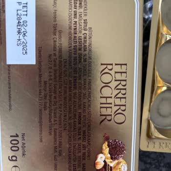 Обнаружил червя в Ferrero Rocher, нет ответа от службы поддержки