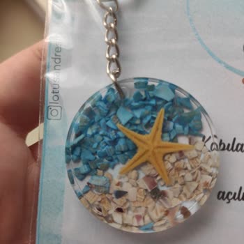 Lotus Resin Art ( @lotusandresin) 32 Anahtarlık Gönderildi, 4 Tanesi Kusurlu Çıktı!