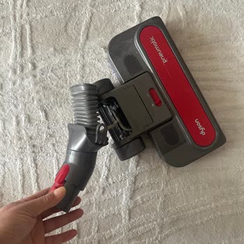 Dyson Süpürge Başlığı 2 Yılda Kırıldı, Servis Sorunları