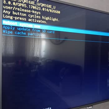 Yardım Bekleyen Kullanıcı: Ekrandan Çıkamıyorum!