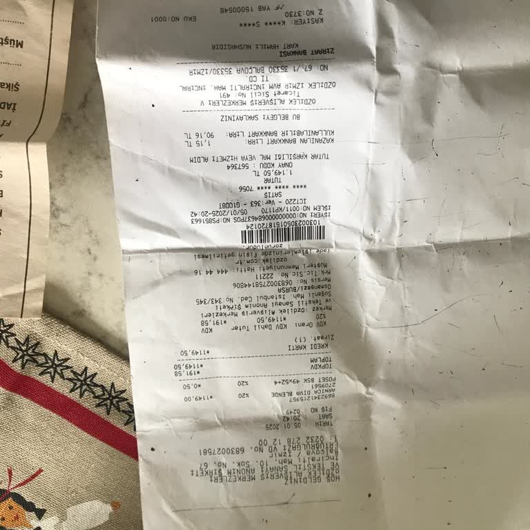 Mağaza Ve Servis Arasında Kırık Blender Setiyle Sürüklenen Müşteri