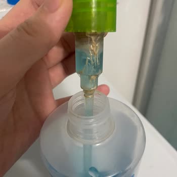 Paslanan Pompa: Bioderma Sebium Jel Şikayeti