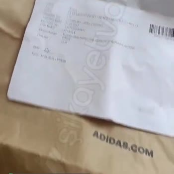 Adidas Ayakkabı Tabanı Köpük Gibi Kopuyor