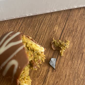 Lokumdan Çıkan Plastik: Tüketici Güvenliği Tehlikede!