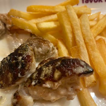 Tavuk Dünyası'nda Bekleme Ve Yanlış Sipariş Sorunu