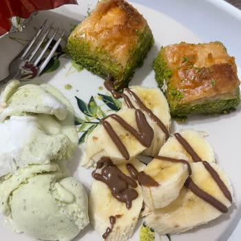 Gaziantep Baklava Cevdet Usta Misafirlere Mahcup Eden Bayat Baklava Deneyimi