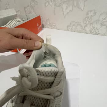 Skechers Ayakkabıda Kalite Sorunu Ve Mağaza İlgisizliği