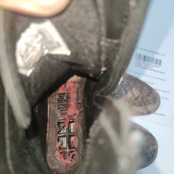 FLO Mağazasından Aldığımız Polaris Botun Kalitesizliği