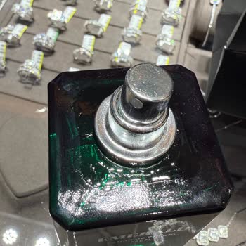 Zen Pırlanta'dan Alınan Parfümde Akma Sorunu