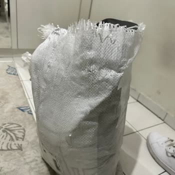 Paketleme Sorunu: Hepsiburada'dan Gelen Kum Siparişi