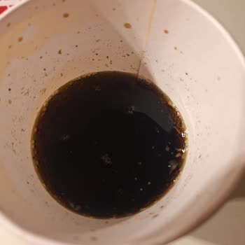 McDonald's Siparişimde Hijyen Skandalı: İçecekte Şok Edici Kirlilik