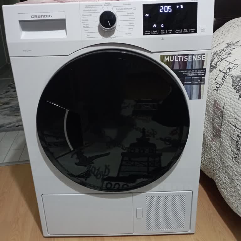 Çamaşır Kurutma Makinesi Karmaşası: Nemli Çamaşırlar Ve Süre Sorunu