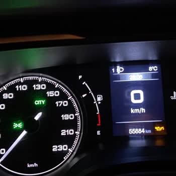 Erken Yağ Değişim Uyarısı: Yetkili Servis Hatası Mı?