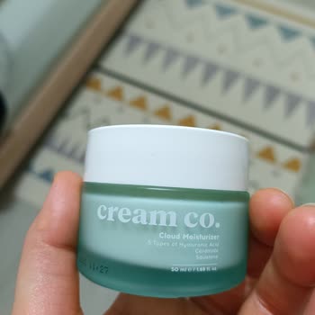 Su Bazlı Krem Yüzde Tahrişe Neden Oldu