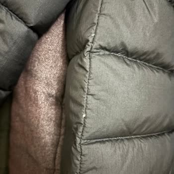 Montun Dikişlerinden Tüy Çıkıyor, Mağaza Yardımcı Olmuyor