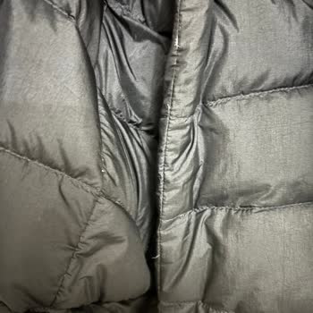 Montun Dikişlerinden Tüy Çıkıyor, Mağaza Yardımcı Olmuyor