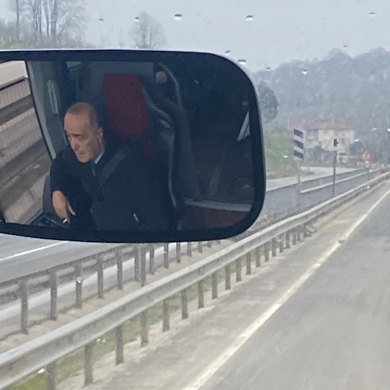 Otobüs Yolculuğunda Şoförün Sigara İçmesi: Yolcu Sağlığı Ve Saygı İhlali