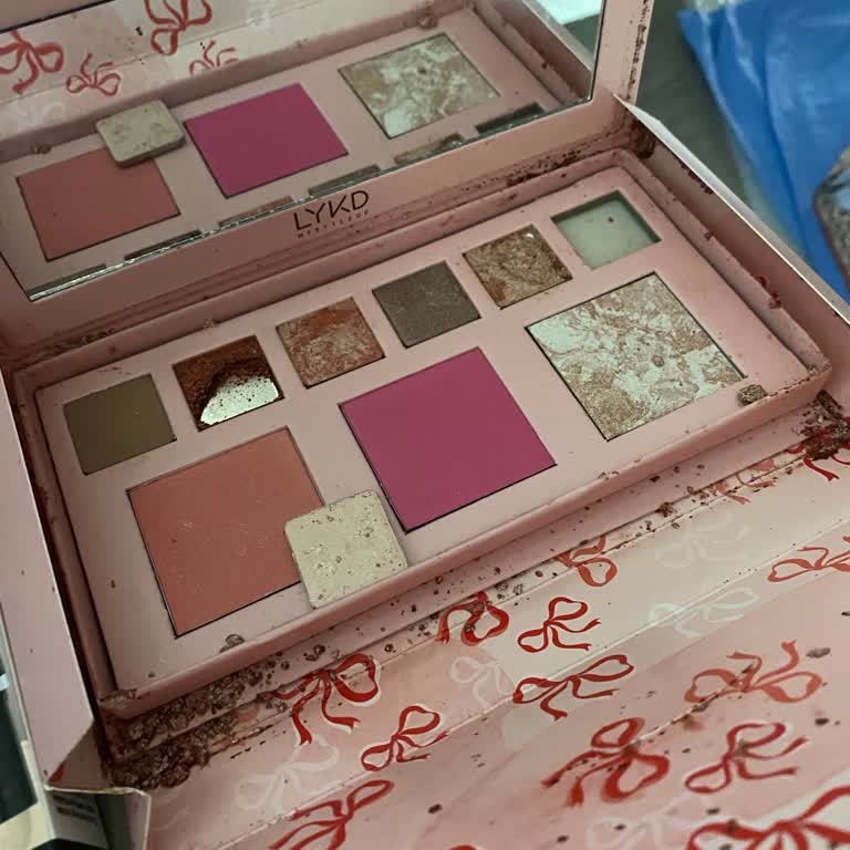 Kırık Far Paleti Ve Yanlış İade Bilgisi