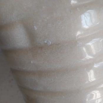 Migros'tan Aldığım Şekerin İçinden Çıkan Kağıt Parçaları