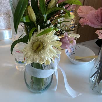 Solmuş Ve Farklı Gelen Çiçekler İçin İade Talebi