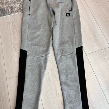 Strange Pilling Under Hummel Sweatpants