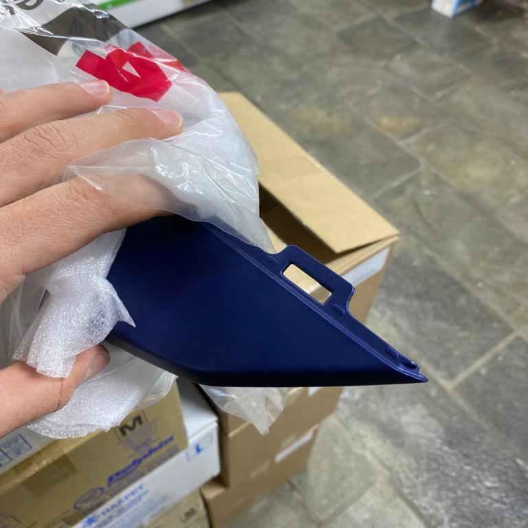 Yanlış Renk Gönderimi Ve Kötü Müşteri Hizmeti