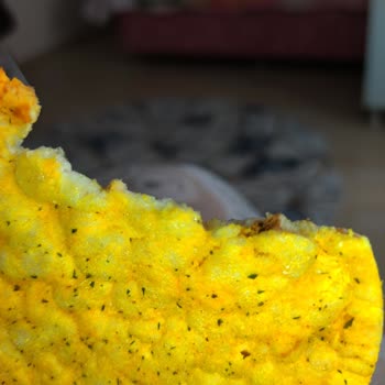 Ünlü Markanın Ürünü İçinde Kızarmış Örümcek Şoku