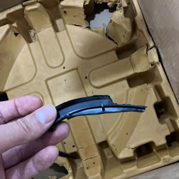 MNG Kargo İle Gönderilen Airfryer Paramparça Ulaştı