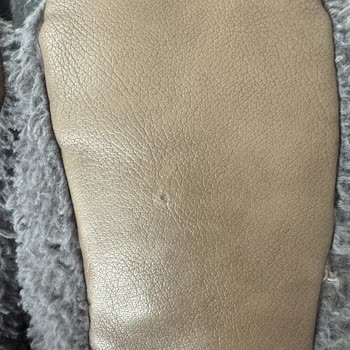 Tüylü Patiklerin Kalitesizliği Ve Koku Sorunu