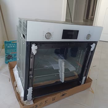 Bosch Fırın Camı Kırık Geldi, Sorumluluk Alınmıyor