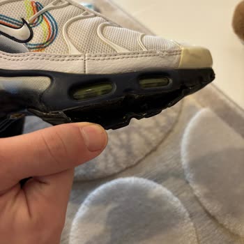 Nike Air Max Ayakkabımın Beklenmedik Sorunları