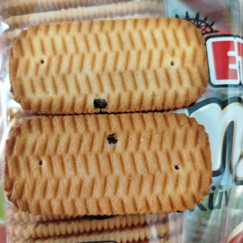 Eti Finger Bisküvilerde Gizemli Siyah Lekeler