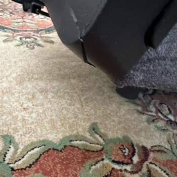 Kırık Gelen Oyuncu Koltuğu Parçası