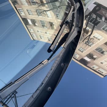 BMW 116d Ön Cam Fitili Deformasyonu Ve Su Sızdırma Sorunu