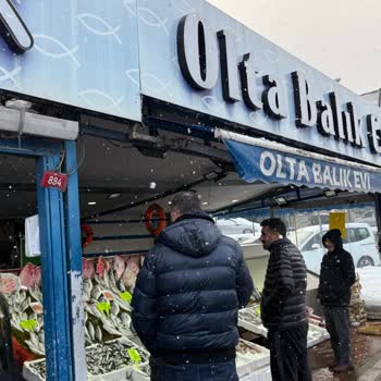 Uzun Bekleme Süresi Ve Saygısız Davranışla Karşılaştım